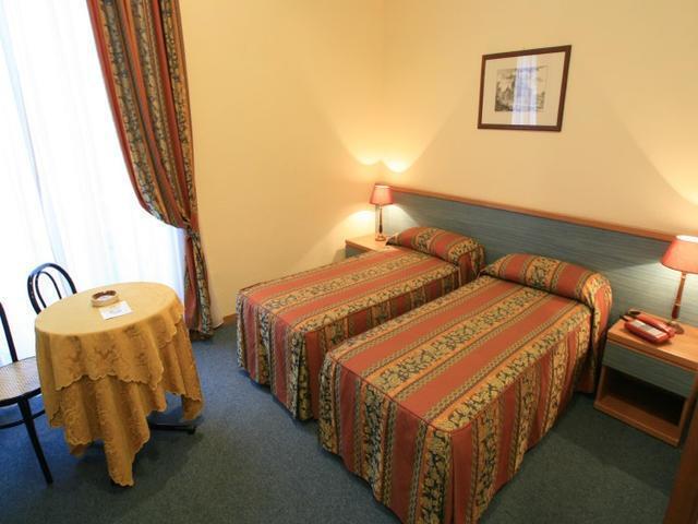 Stella Hotel 3*