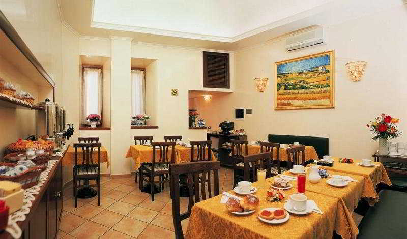 Stella Hotel 3*