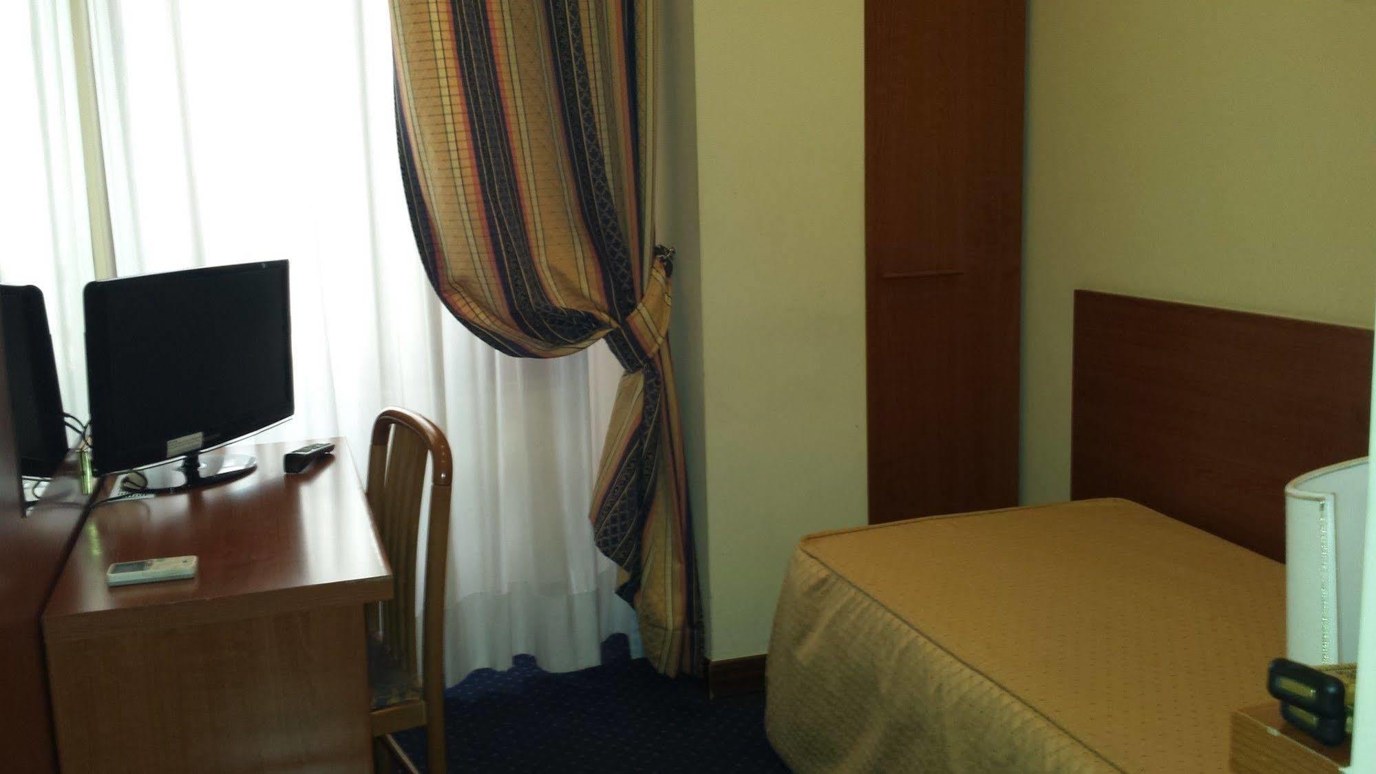 Stella Hotel